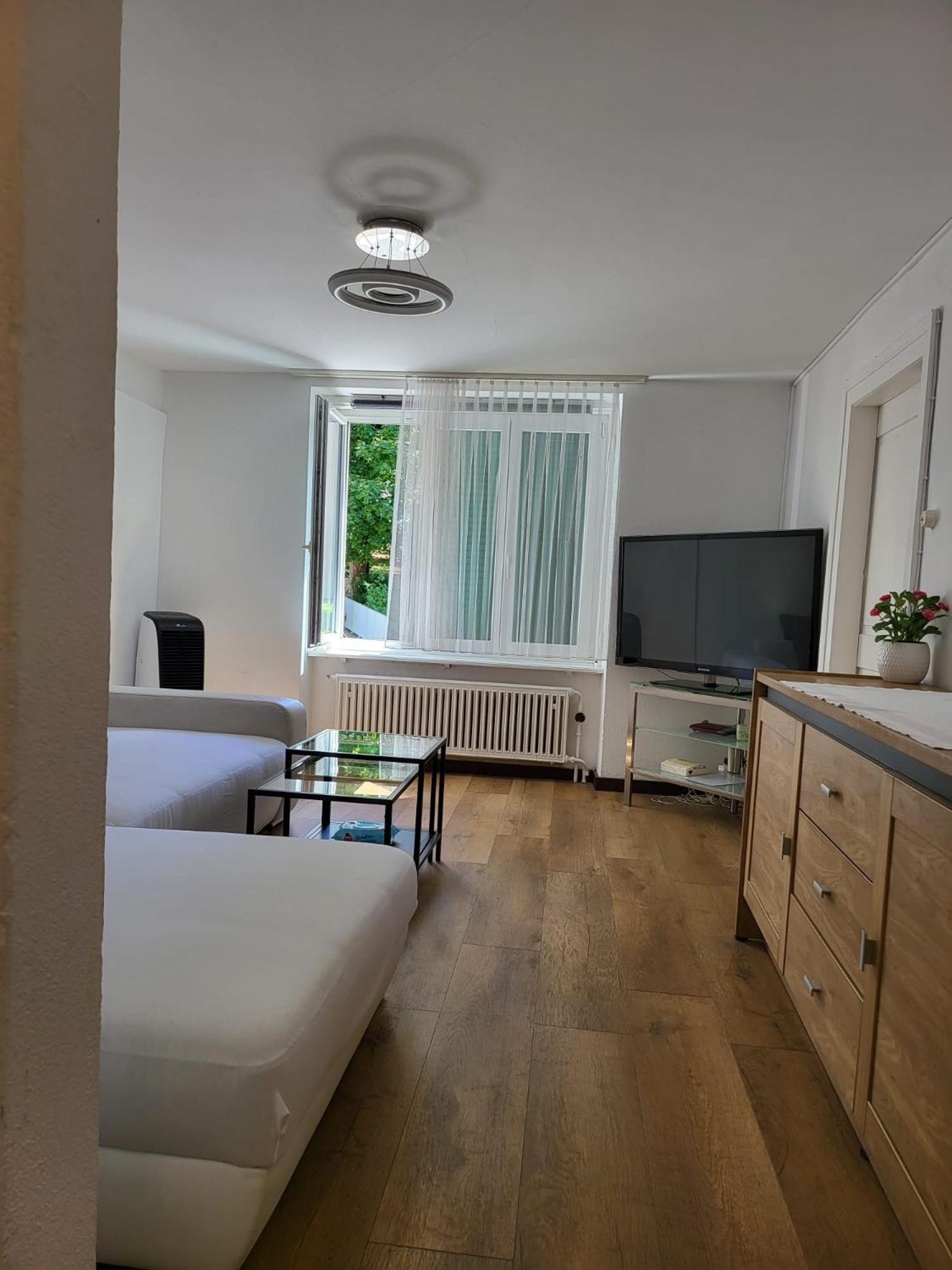 Bastis Central Guesthouse Lucerne City Exterior photo