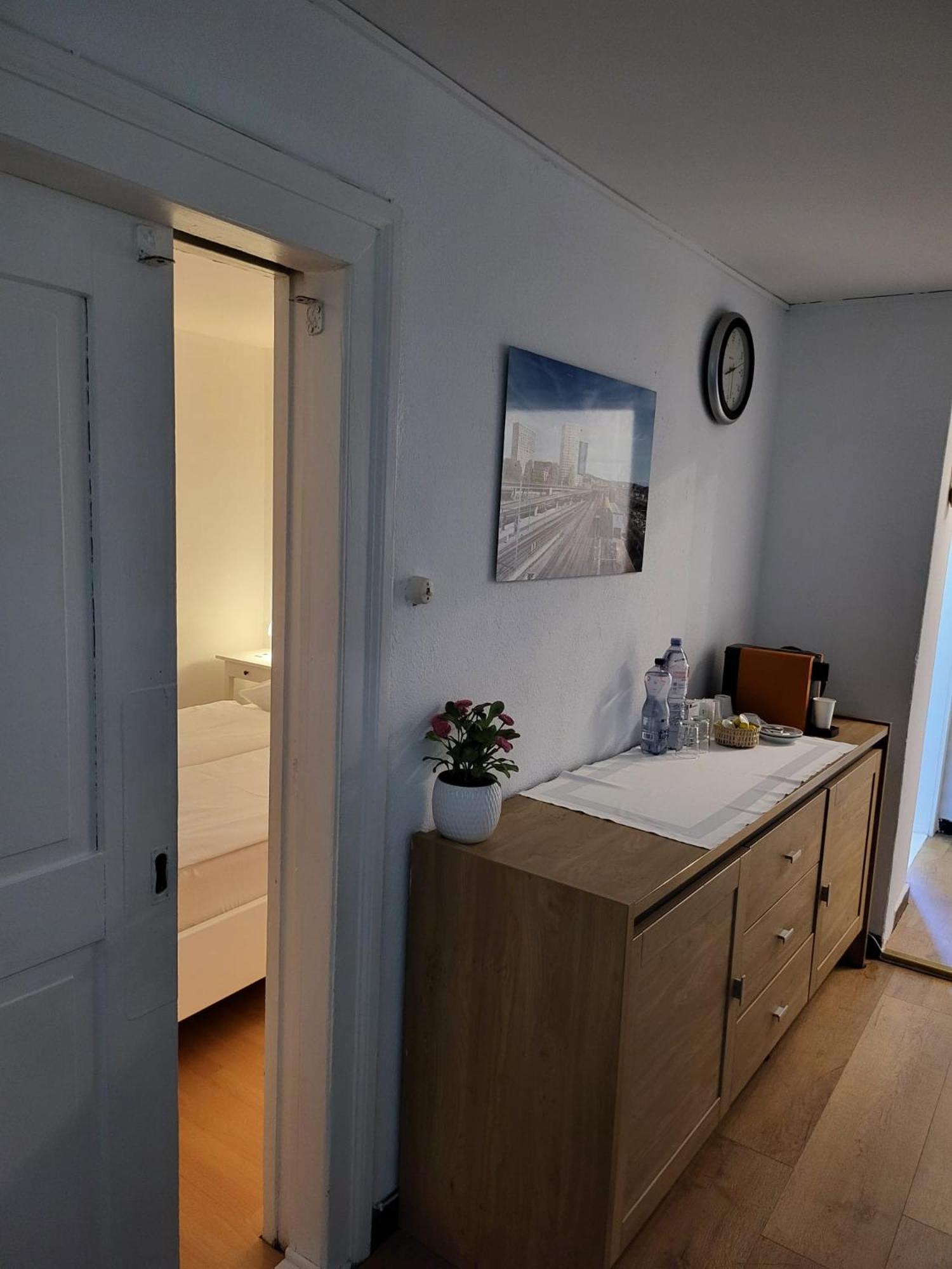 Bastis Central Guesthouse Lucerne City Exterior photo