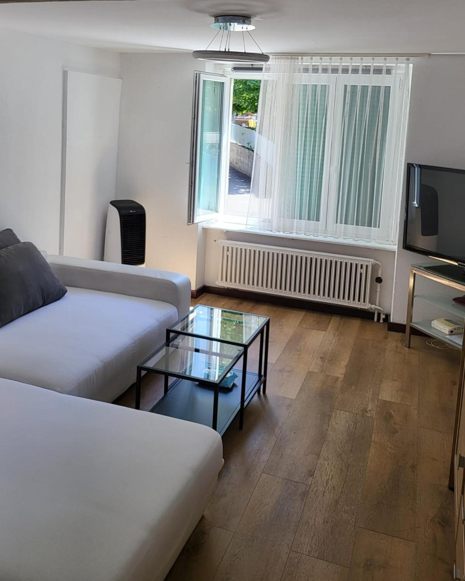 Bastis Central Guesthouse Lucerne City Exterior photo